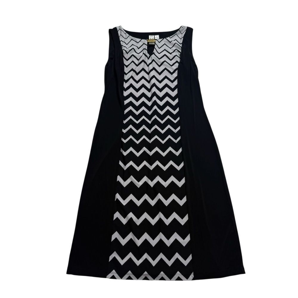 Emma & Michele Stretch Dress Slimming Illusion Gold Bar Keyhole Neckline Sz S